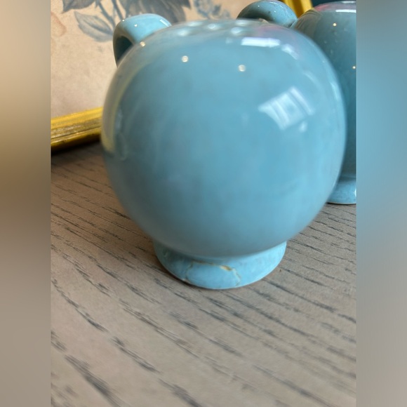 VINTAGE Salt and Pepper Sets plus Two Singles (6 pieces) - Picture 11 of 16